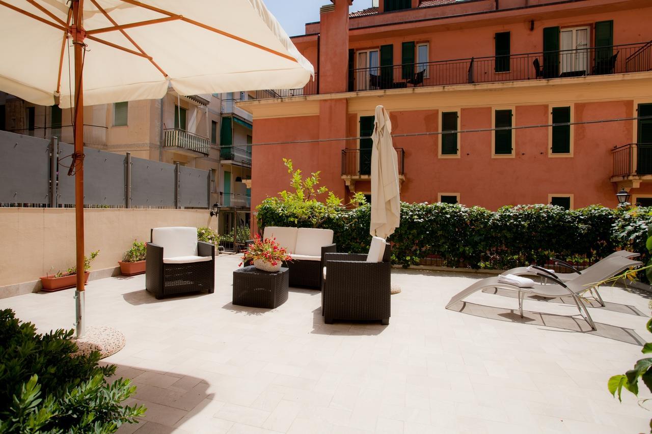 Hotel Lydia Alassio Exterior photo